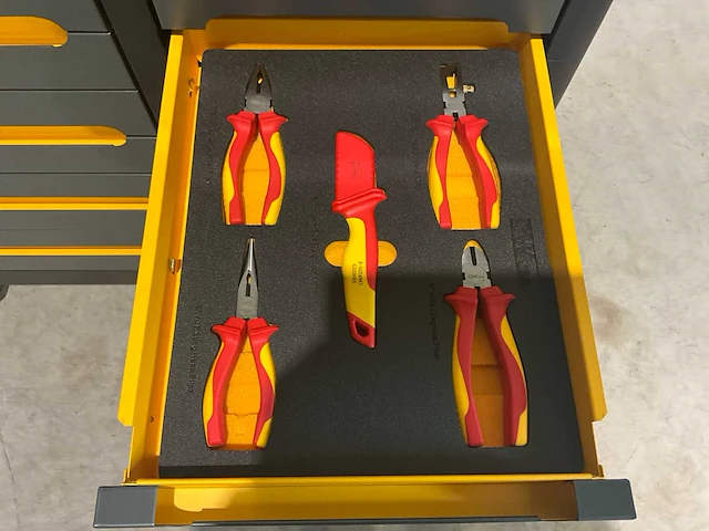 2025 dewalt 3 delige set gereedschapswagen, accu gereedschap set en hogedrukreiniger - afbeelding 18 van  29