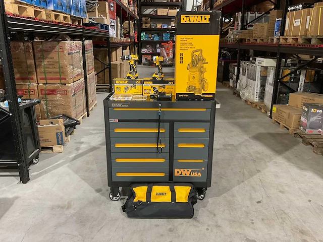 2025 dewalt 3 delige set gereedschapswagen, accu gereedschap set en hogedrukreiniger - afbeelding 12 van  39