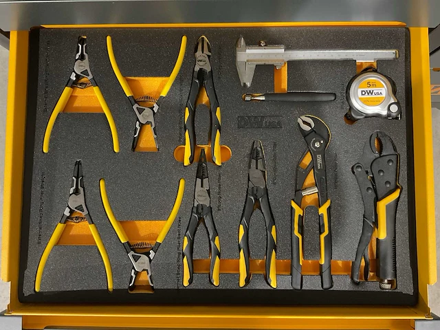 2025 dewalt 3 delige set gereedschapswagen, accu gereedschap set en hogedrukreiniger - afbeelding 24 van  39