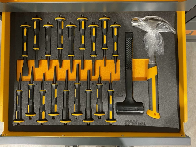 2025 dewalt 3 delige set gereedschapswagen, accu gereedschap set en hogedrukreiniger - afbeelding 25 van  39