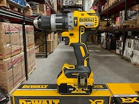 2025 dewalt 3 delige set gereedschapswagen, accu gereedschap set en hogedrukreiniger - afbeelding 34 van  39