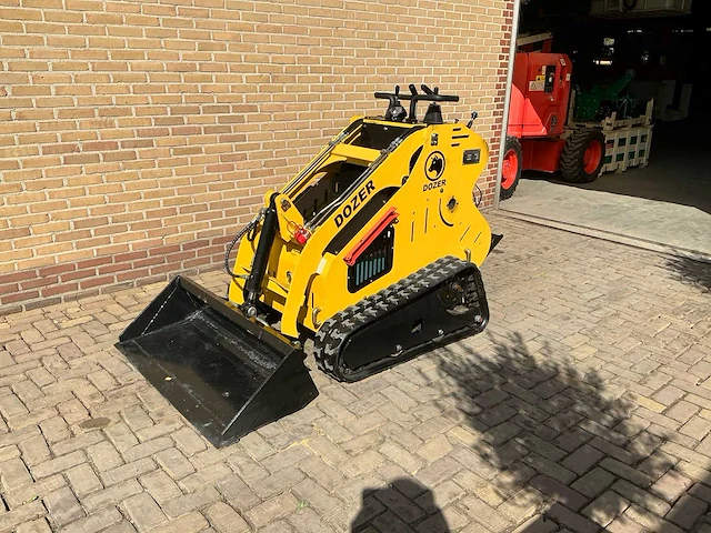 2025 dozer skid steer - afbeelding 1 van  13