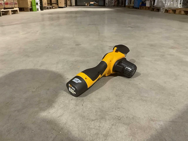 2025 dw bs8020 kettingzaag - afbeelding 13 van  15