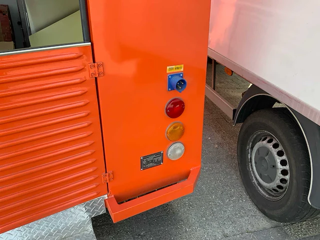 2025 e-foodtruck 45km/h - afbeelding 30 van  83