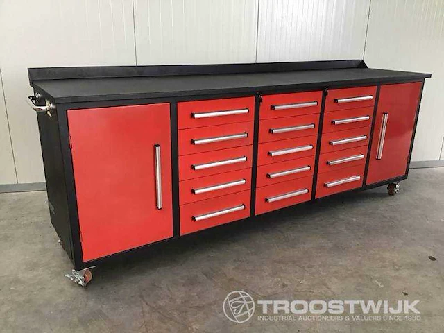 2025-easy-going - 10ft-15d-2- 01c - werkbank - afbeelding 1 van  10