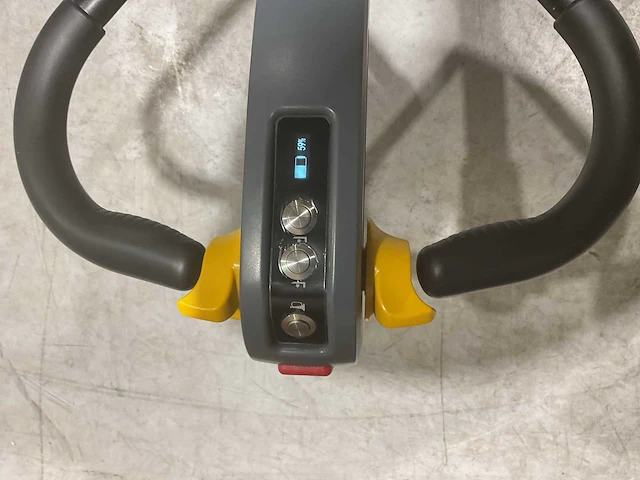 2025 ept 1500 kg elektrische palletwagen - afbeelding 6 van  18