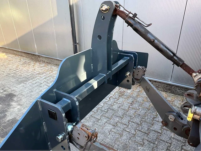 2025 fendt veiligheidsbumper / frontbumper - afbeelding 5 van  12