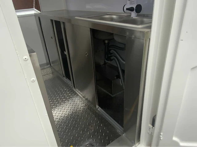 2025 foodtrailer foodtruck - afbeelding 15 van  42