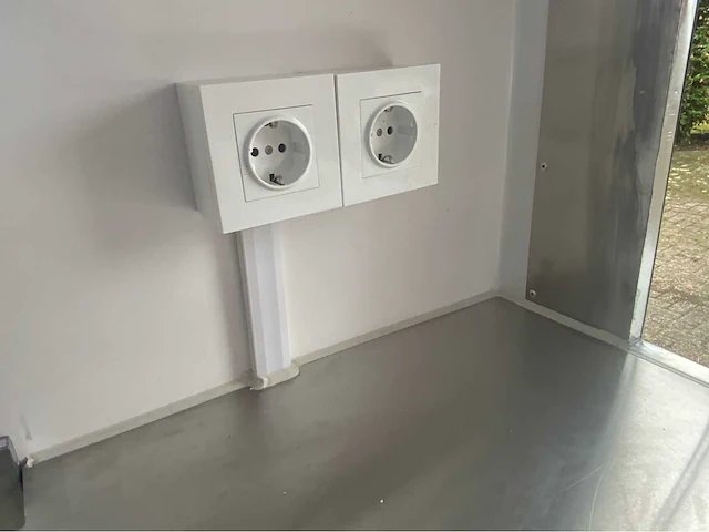 2025 foodtrailer foodtruck - afbeelding 29 van  42