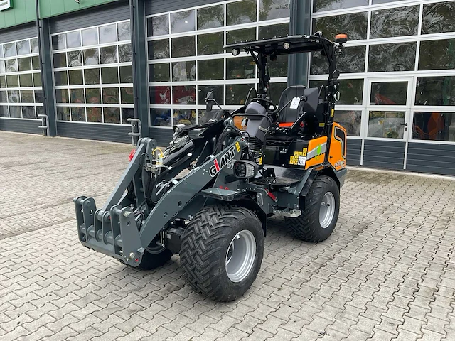 2025 giant g2700 ehd x-tra shovel - afbeelding 1 van  17