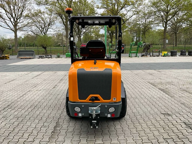 2025 giant g2700 ehd x-tra shovel - afbeelding 11 van  17