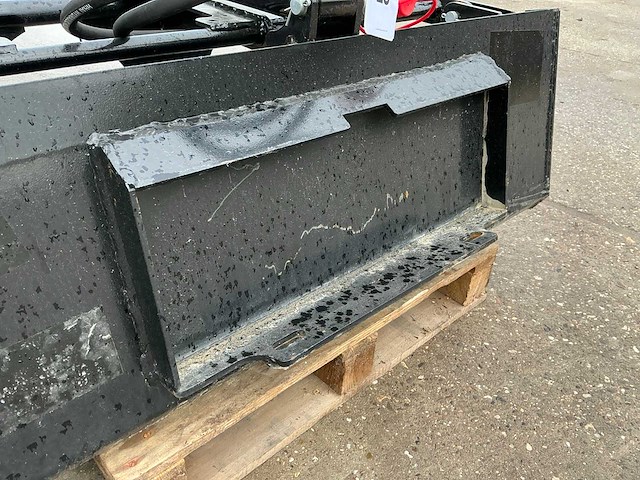 2025 giyi x-pg44 graafgrijper - afbeelding 4 van  7