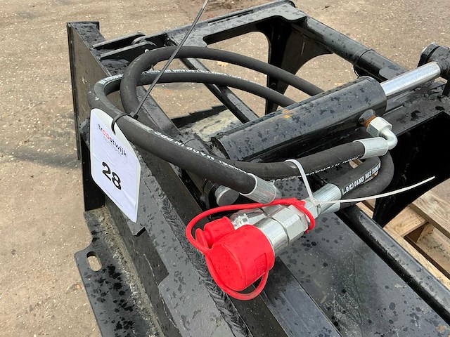 2025 giyi x-pg44 graafgrijper - afbeelding 6 van  7