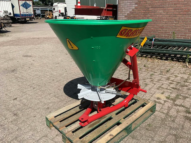 2025 grass rol n 056 kunstmeststrooier - afbeelding 3 van  6