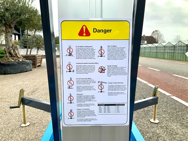 2025 hoogwerker - afbeelding 13 van  25