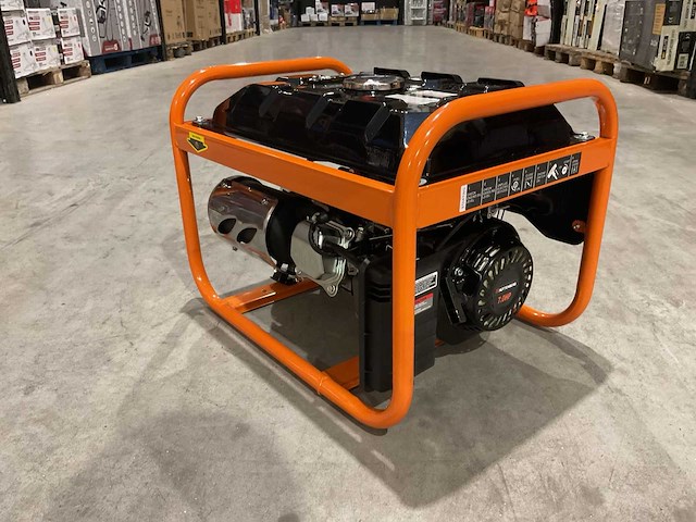 2025 huttenberg h8500 stroomgenerator - afbeelding 9 van  15