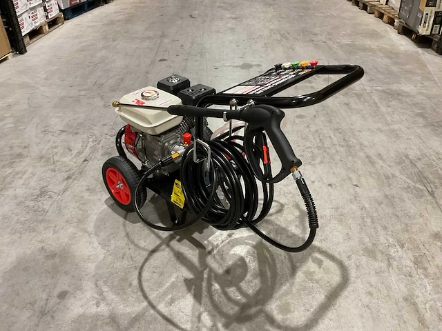 2025 huttenberg h8500psi hogedrukreiniger - afbeelding 16 van  17