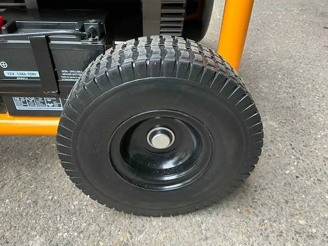 2025 jcb gnl8010pe noodstroomaggregaat - afbeelding 3 van  13