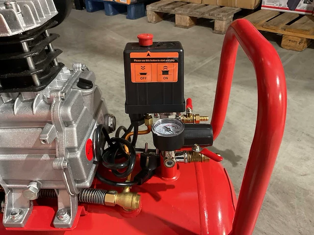 2025 kraftworld ac-50l luchtcompressor - afbeelding 4 van  15