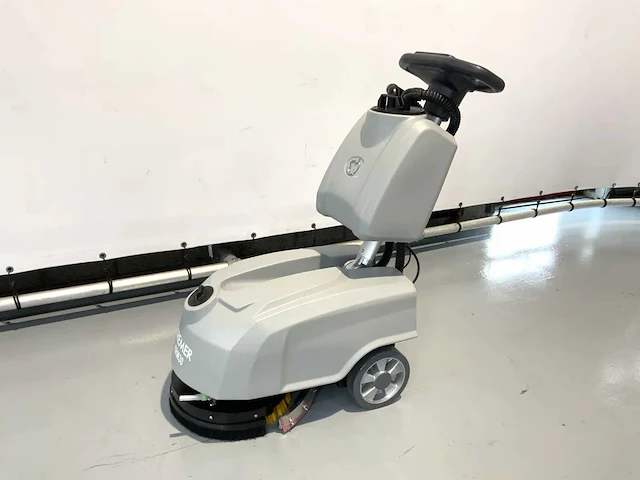2025 kremer krm30 achterloop schrobmachine - afbeelding 1 van  13