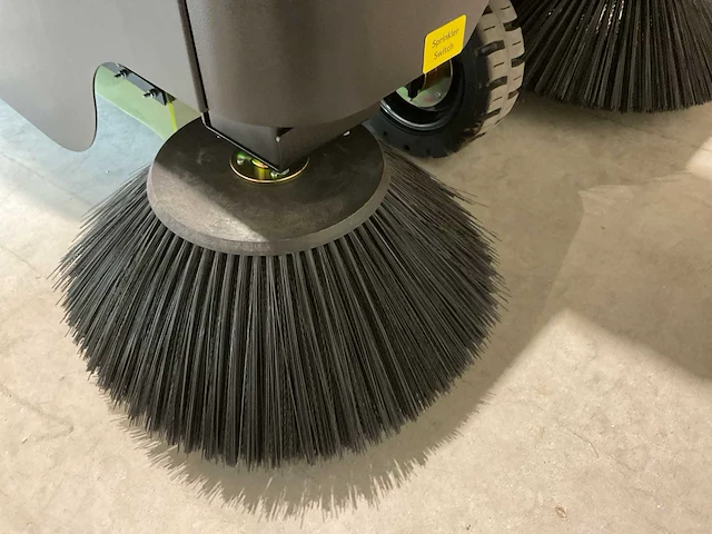 2025 kremer sweeper kryz54 zelfrijdende veegmachine - afbeelding 21 van  35
