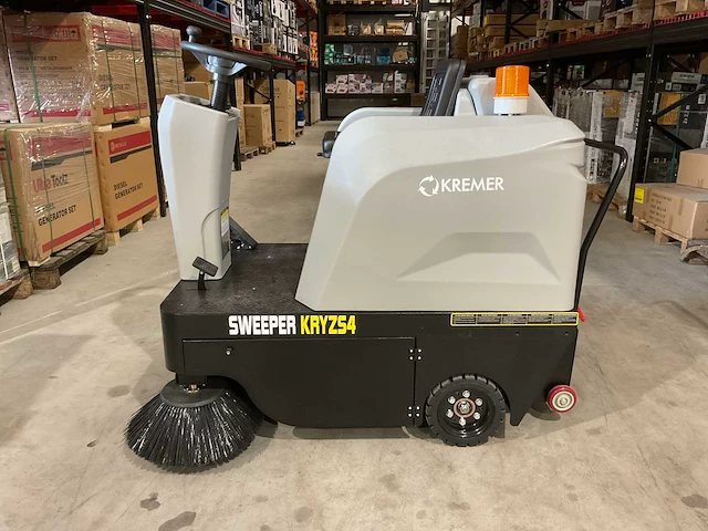 2025 kremer sweeper kryz54 zelfrijdende veegmachine - afbeelding 33 van  35