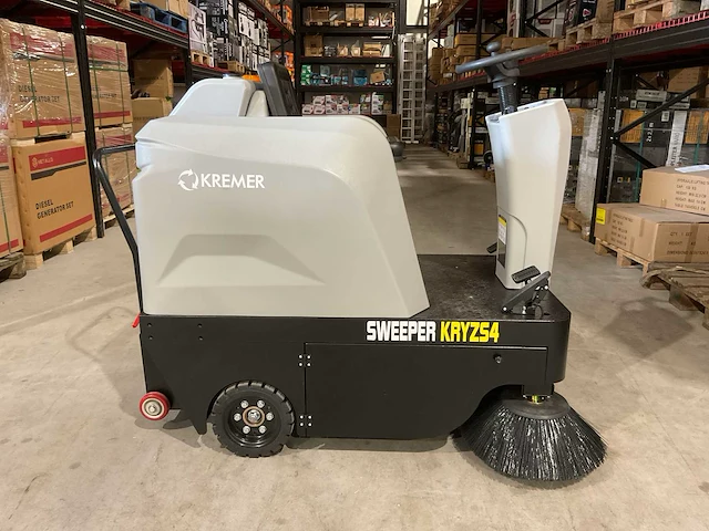 2025 kremer sweeper kryz54 zelfrijdende veegmachine - afbeelding 34 van  35