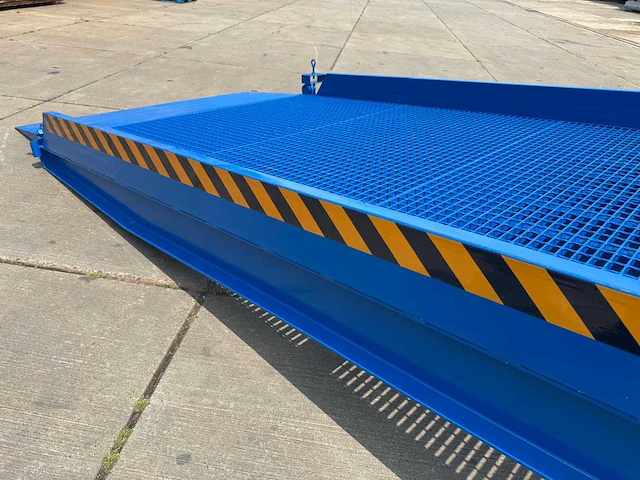2025 laadramp 10 tons - afbeelding 2 van  18