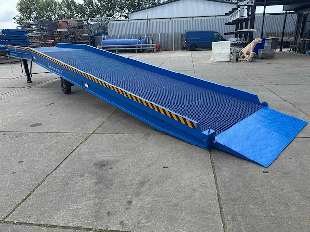 2025 laadramp 10 tons - afbeelding 11 van  18