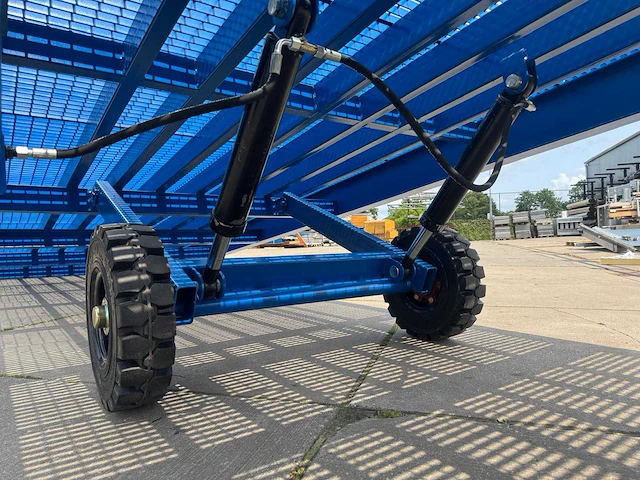 2025 laadramp - afbeelding 15 van  18