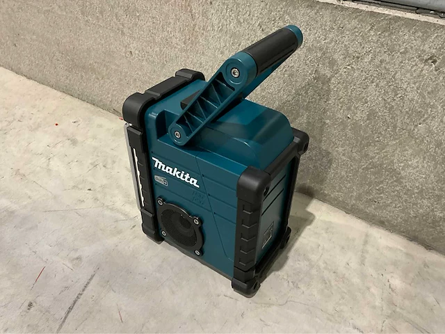 2025 makita dmr110n makita bouwradio - afbeelding 6 van  11
