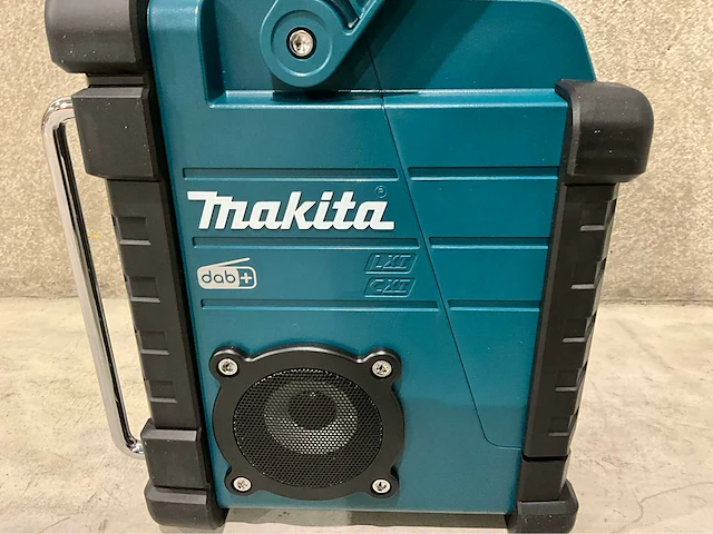 2025 makita dmr110n makita bouwradio - afbeelding 8 van  11