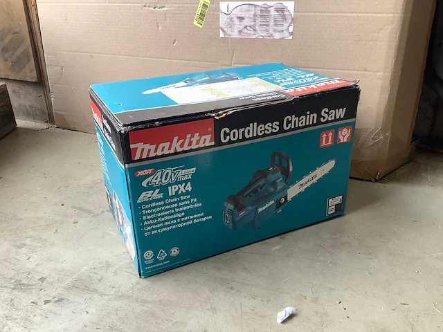 2025 makita uc003gz kettingzaag - afbeelding 3 van  3