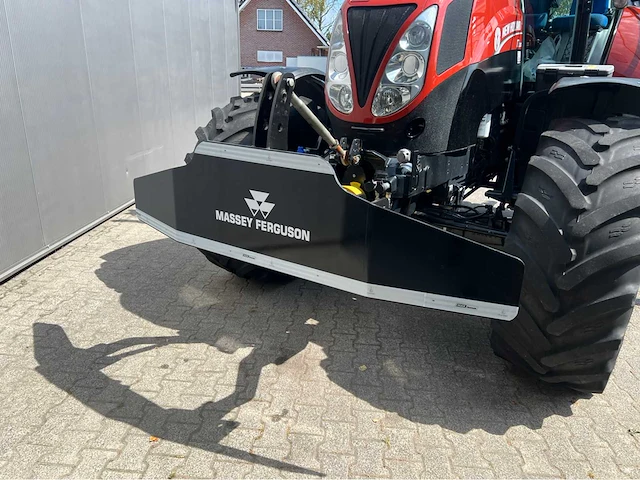 2025 massey ferguson frontbumper / veiligheidsbumper - afbeelding 1 van  9