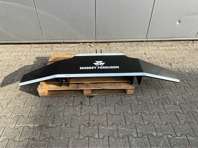 2025 massey ferguson frontbumper / veiligheidsbumper - afbeelding 2 van  9