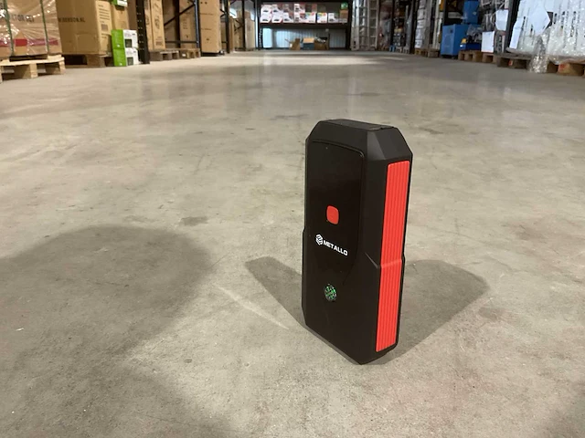 2025 metallo jumpstarter accu booster - afbeelding 15 van  17