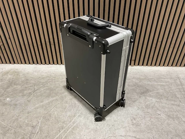 2025 metallo meta-202w gereedschapskoffer - afbeelding 22 van  54