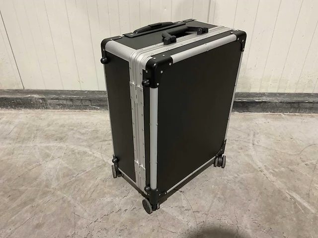 2025 metallo meta-202w gereedschapskoffer - afbeelding 38 van  54