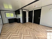 2025 mobiele woonunit / tiny house met twee slaapkamers en keuken op aanhanger - afbeelding 51 van  75