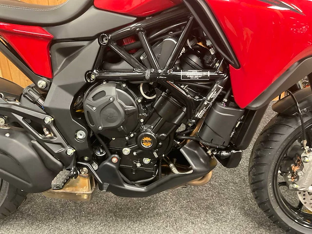 2025 mv augusta - turismo veloce 800 r - motorfiets - afbeelding 2 van  21