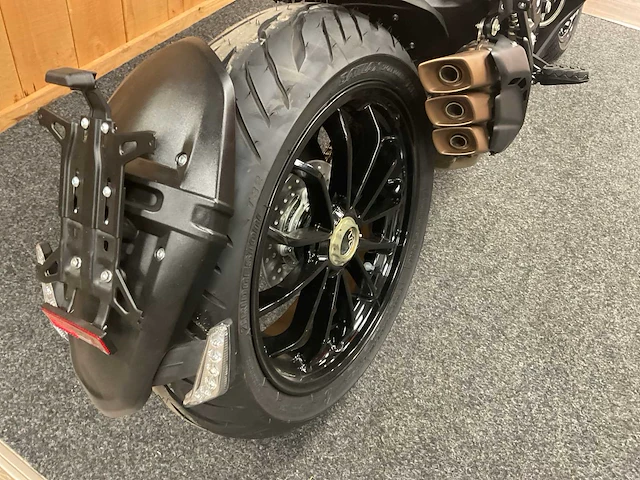 2025 mv augusta - turismo veloce 800 r - motorfiets - afbeelding 4 van  21