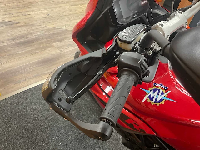 2025 mv augusta - turismo veloce 800 r - motorfiets - afbeelding 10 van  21