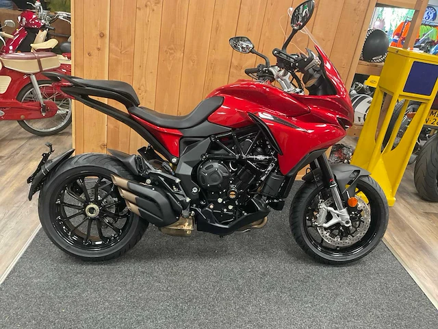 2025 mv augusta - turismo veloce 800 r - motorfiets - afbeelding 12 van  21