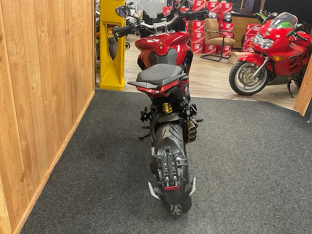 2025 mv augusta - turismo veloce 800 r - motorfiets - afbeelding 16 van  21