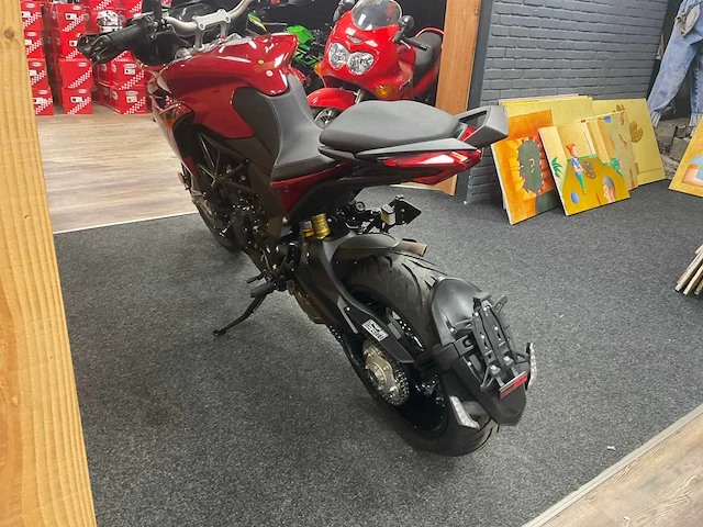 2025 mv augusta - turismo veloce 800 r - motorfiets - afbeelding 17 van  21