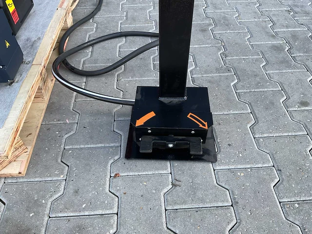 2025 number one t568 230v banden de-en montageapparaat - afbeelding 7 van  25