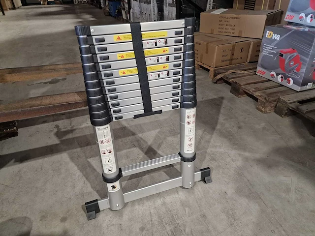 2025 nürnberg aluminium single side ladder 3,8 meter ladder en trap - afbeelding 12 van  17