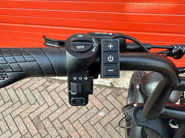 2025 ouxi fat bike v8 elektrische fiets - afbeelding 7 van  17