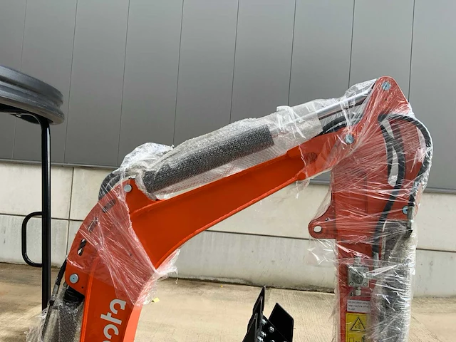 2025 powered by kubota u185 - minigraafmachine - afbeelding 10 van  59