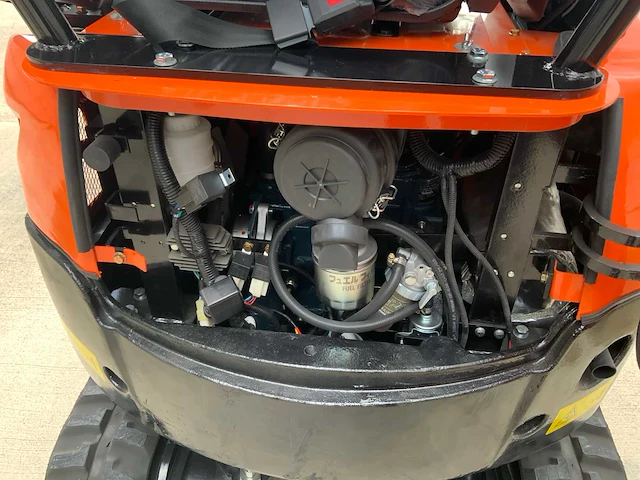2025 powered by kubota u185 - minigraafmachine - afbeelding 29 van  59